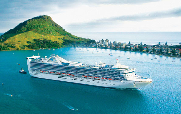 Cruiseship at port of Tauranga