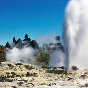 pohutu-geyser-1200px-w.jpg