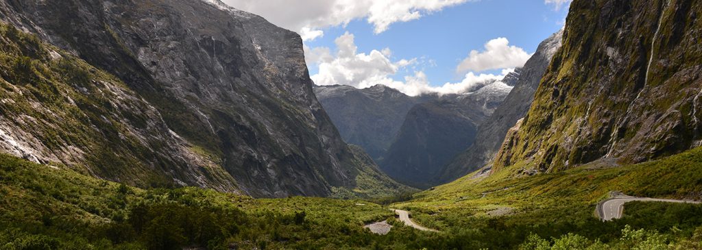 Milford Sound road